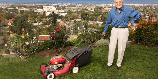 How Long Does a Lawn Mower Last? Secrets to Prolonging its Lifespan!